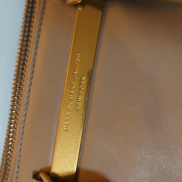 Marc by Marc Jacobs Beige Leather Satchel - Picture 3 of 11